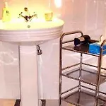 Art Deco 아파트 *